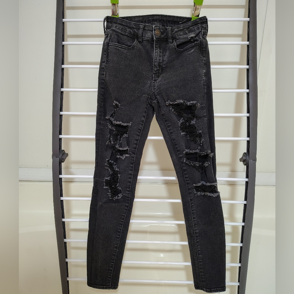American eagle hi-rise jeggings size 4 regular ripped distressed jeans